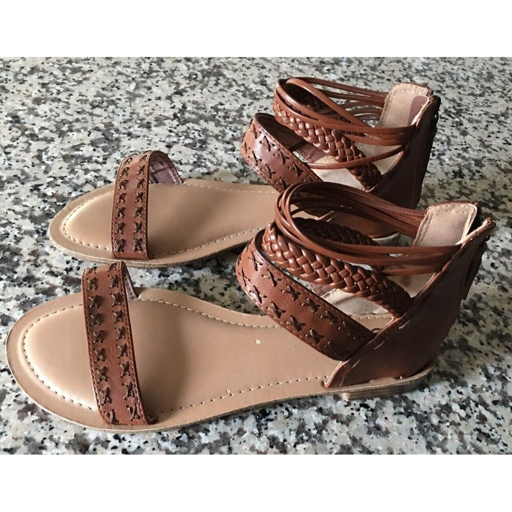 Daisy Fuentes Brown Open Toe w Back Tassel Zip Women Scrappy Sandals Size 10